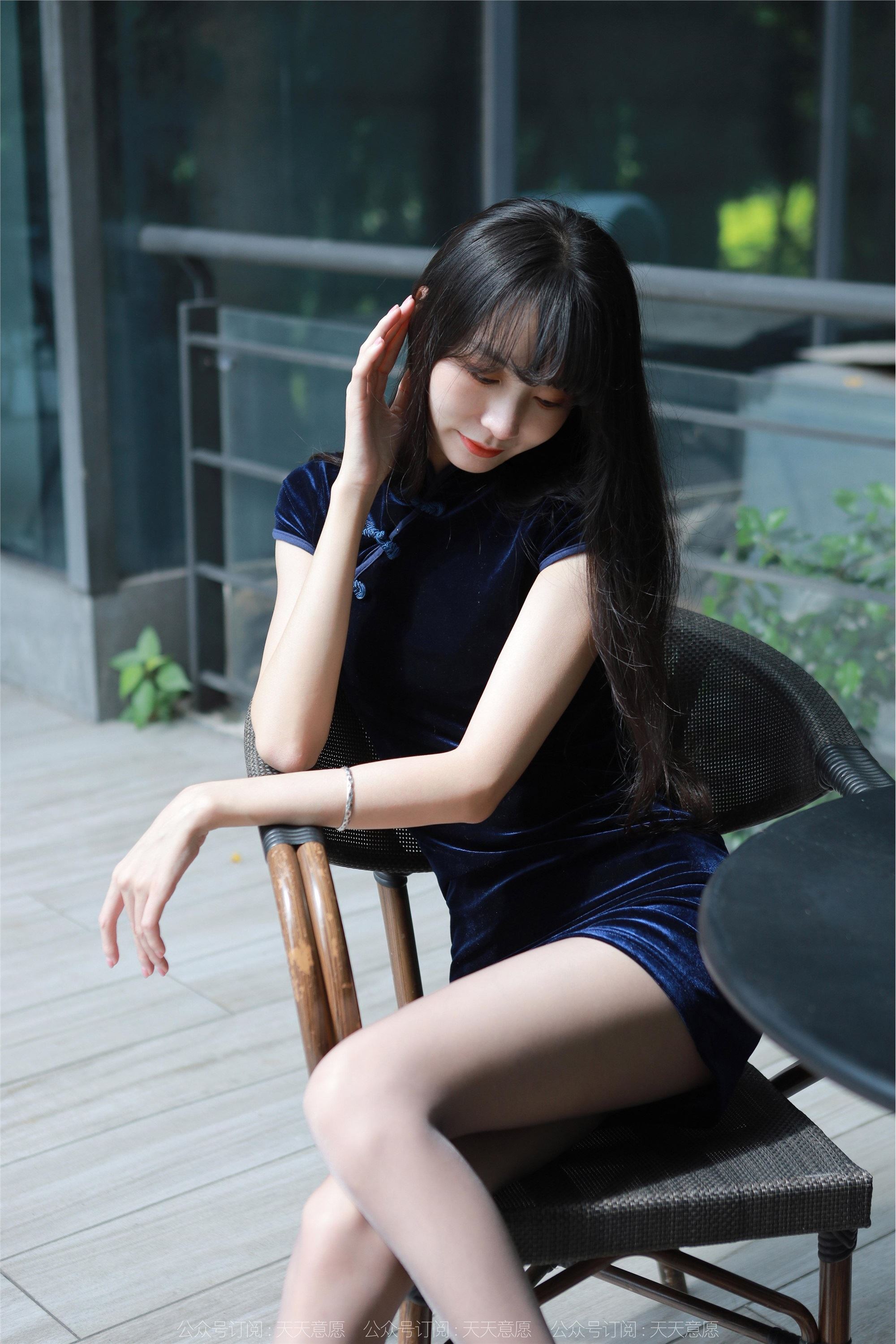 IESS异思趣向  2022.10.28 丝享家 1251 团团《灰思旗袍》